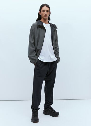 徽标贴饰 T 恤 Moncler 徽标贴饰 T 恤 白色 mon0156025