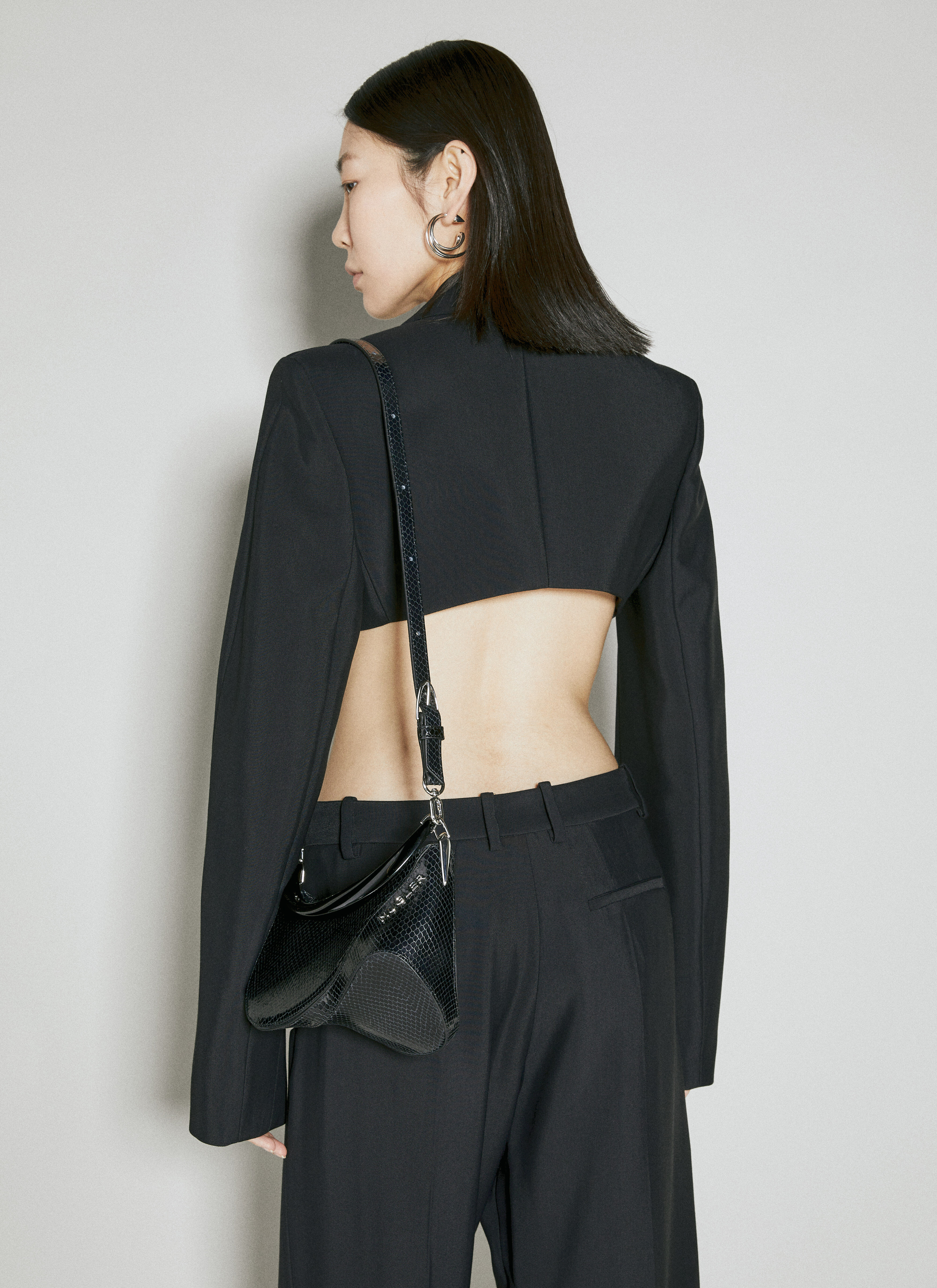 【関税込み】Mugler ブラック Spiral トラウザーズ Muglerのブラック Spiral トラウザーズがセール中