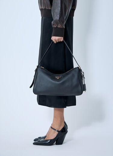 로고 플라크 숄더백 Prada 로고 플라크 숄더백 블랙 pra0260034