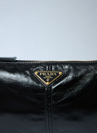 Medium Re-Edition 2002 Shoulder Bag Prada Medium Re-Edition 2002 Shoulder Bag Black pra0262073