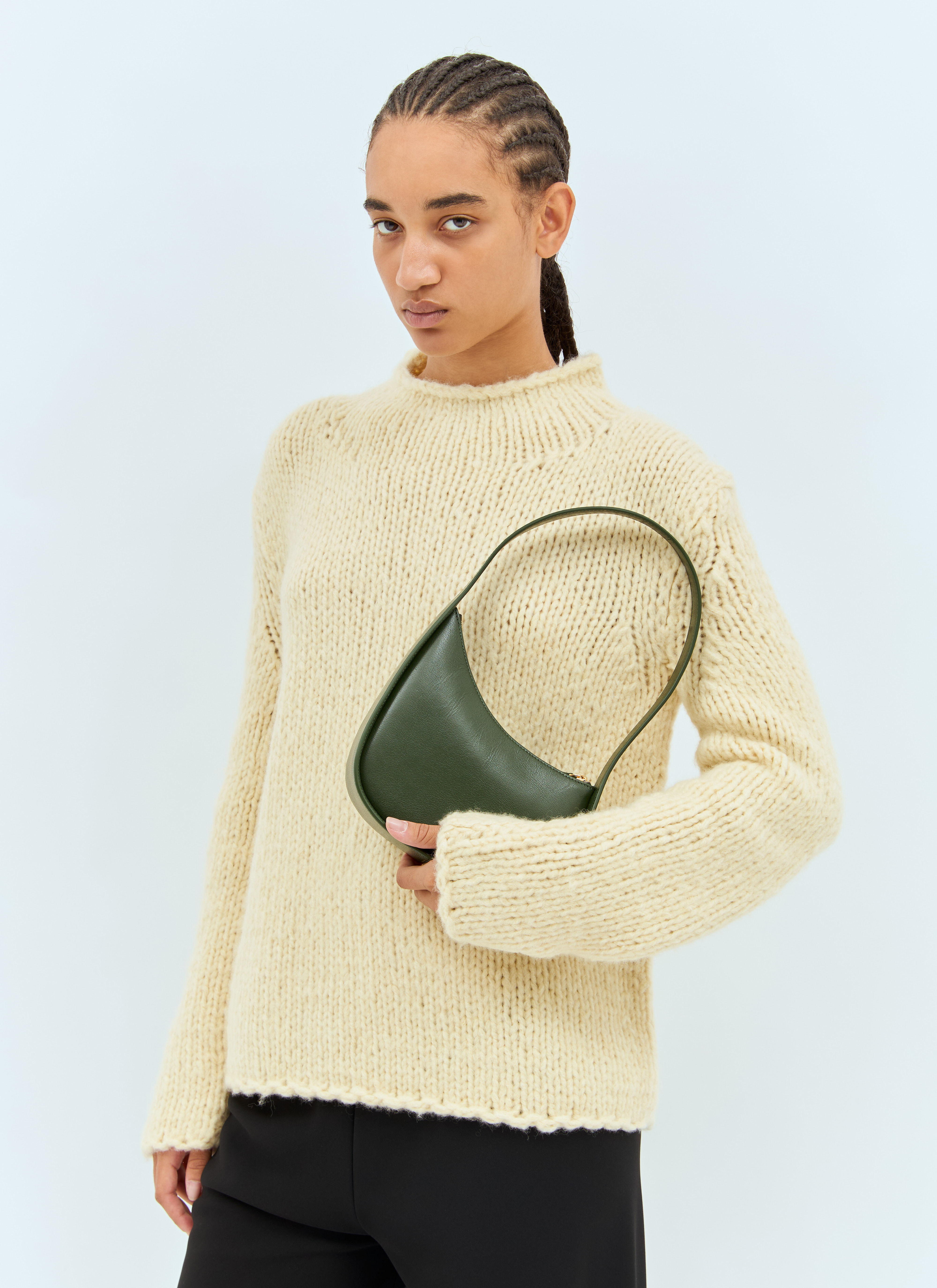 THE ROW Half Moon バッグ アイボリー The Row - Half Moon New Ivory Leather Shoulder Bag