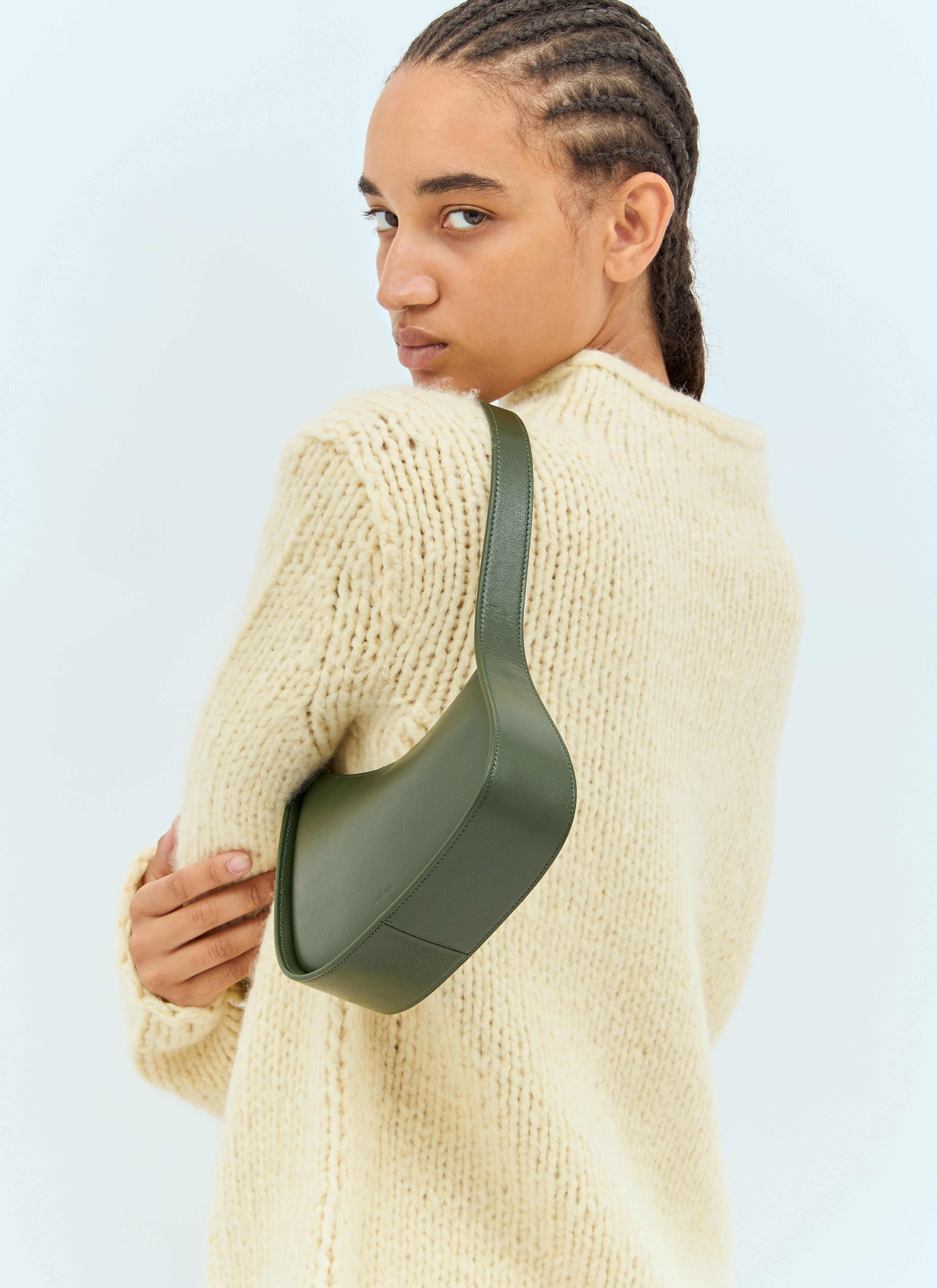 THE ROW Half Moon バッグ アイボリー The Row | Half Moon ivory leather bag | Savannahs