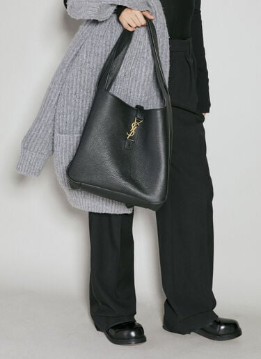 Le 5 à 7 Bea Shoulder Bag Saint Laurent Le 5 à 7 Bea Shoulder Bag Black sla0254109