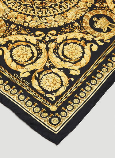 Versace Barocco Print Silk Scarf Gold vrs0251066