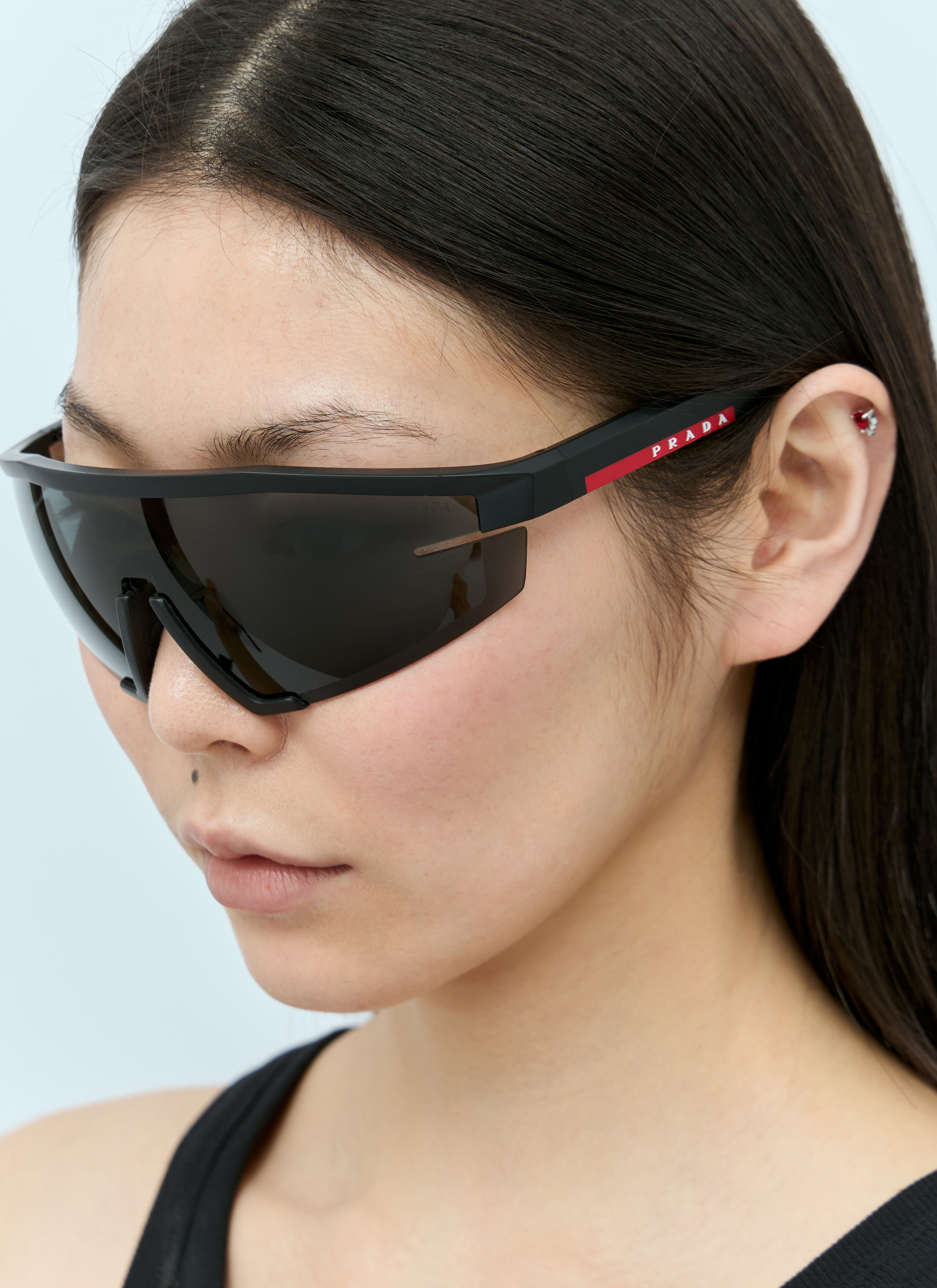 Prada Linea Rossa レディース PS 03ZS サングラス の ブラック