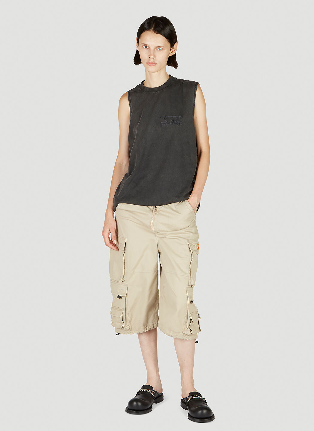 Martine Rose Pulled Cargo Shorts in Beige | LN-CC®