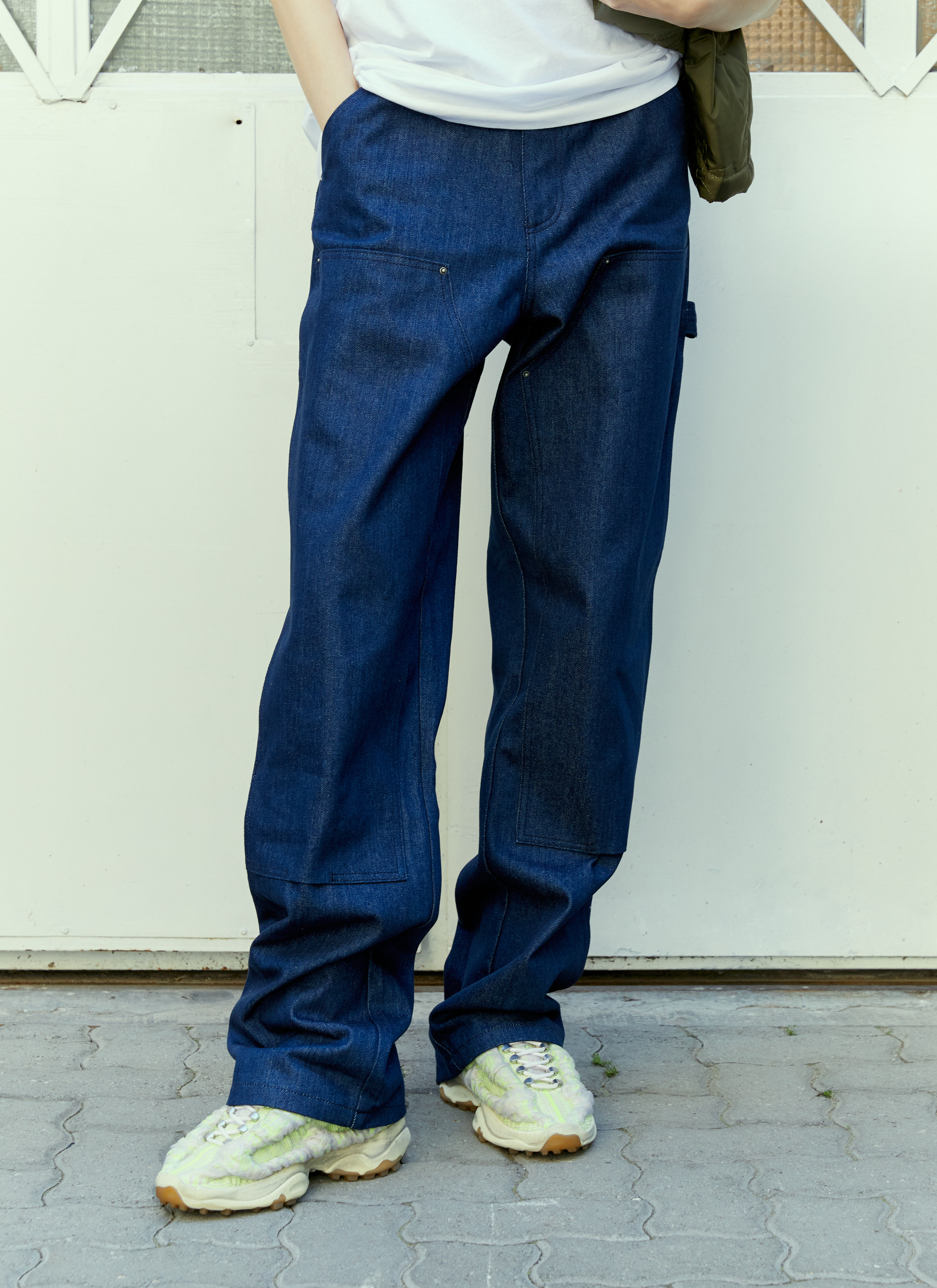 【関税込み】Sky High Farm Workwear ブルー Perennial ジーンズ Blue Perennial Jeans by Sky High Farm Workwear on Sale