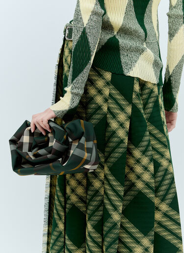 Burberry 玫瑰格纹手拿包 黑色 bur0255093