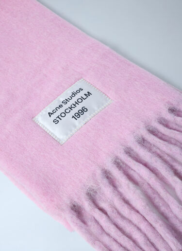 Acne Studios Fringed Wool-Blend Scarf Pink acn0262015