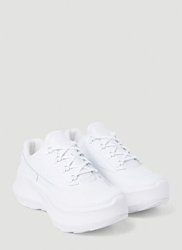 SR811 Sneakers Comme des Garçons x Salomon SR811 Sneakers White cds0353002