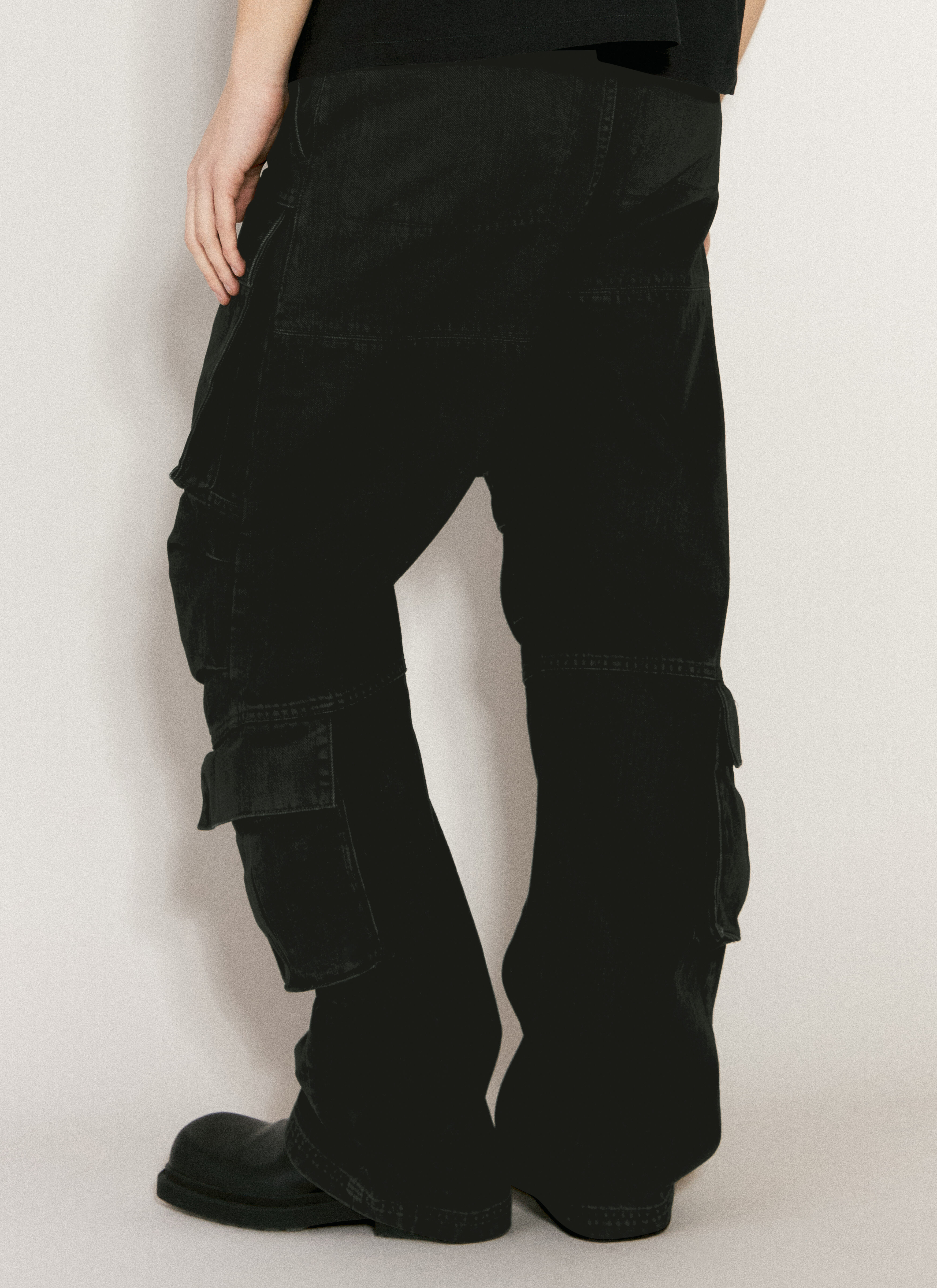 Entire Studios Men's' Heavy Cargo Jeans in Black | LN-CC®