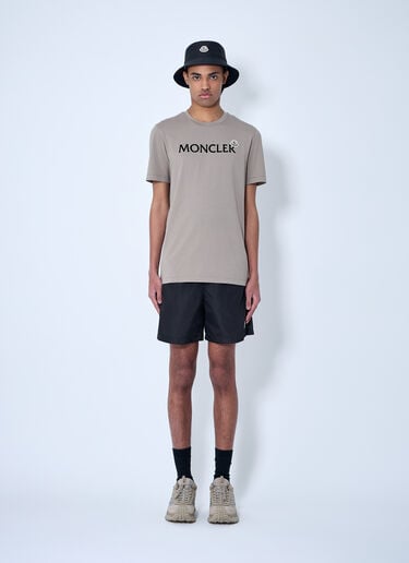 徽标图案 T 恤 Moncler 徽标图案 T 恤 米色 mon0160023