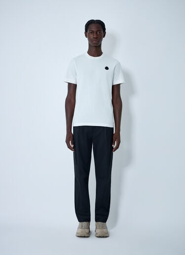 Logo Motif T-Shirt Moncler Logo Motif T-Shirt White mon0162036