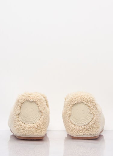 Moncler Snug Shearling Flats Cream mon0258032