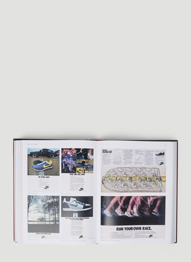Phaidon Soled Out: The Golden Age of Sneaker Advertising 黑色 phd0553007