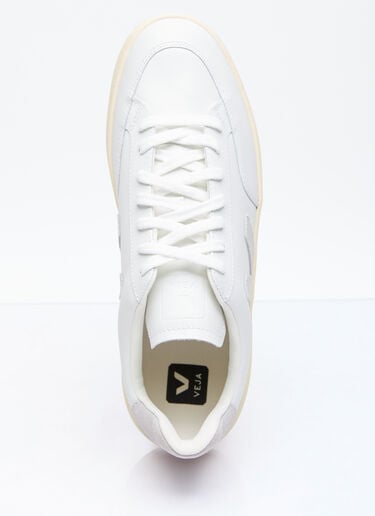Veja V-12 가죽 스니커즈 화이트 vej0356040