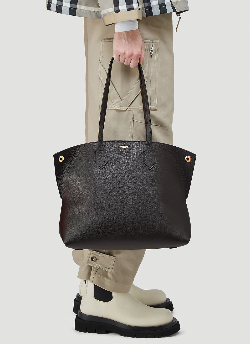 Burberry Women s Society Medium Tote Bag in Black LN CC