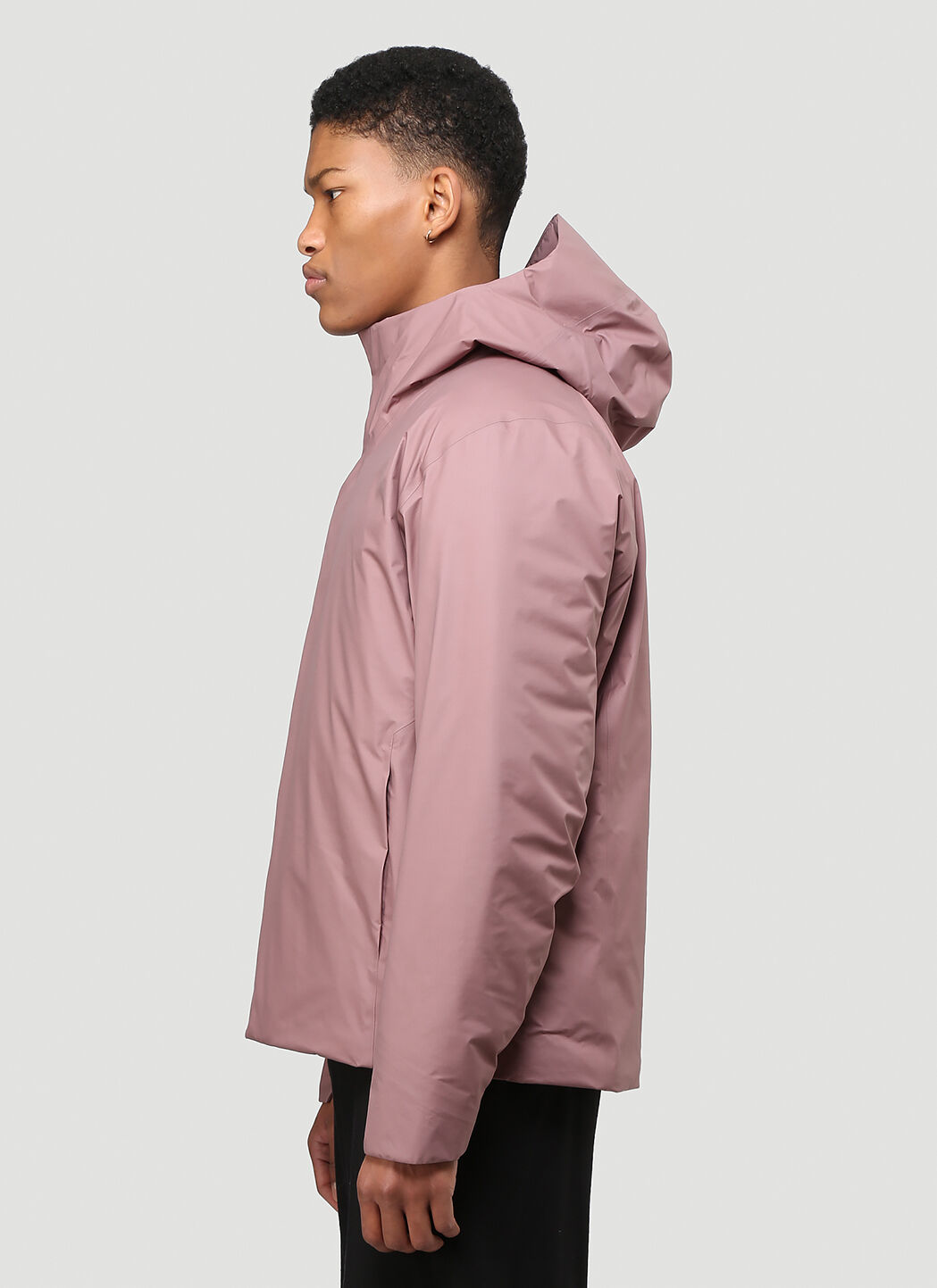 Veilance Men s Altus Down Jacket in Purple LN CC