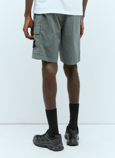 Stone Island 로고 패치 버뮤다 쇼츠 그린 sto0156055
