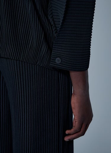 Homme Plissé Issey Miyake Hooded Pleated Jacket Black hmp0161008