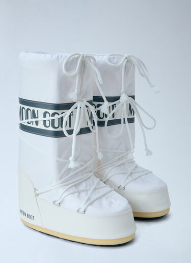LN-CC® - Moon Boot: Icon Nylon Boots - White Moon Boot Icon Nylon Boots White mnb0366002