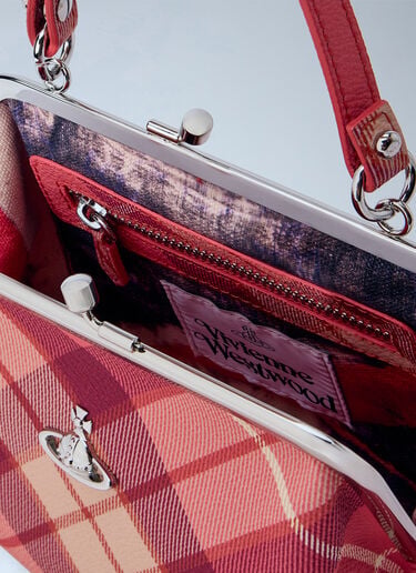 LN-CC® - Vivienne Westwood: Granny Frame Purse - Pink Vivienne Westwood Granny Frame Purse Pink vvw0266036