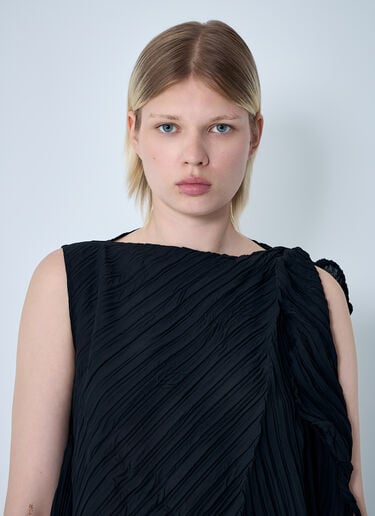 Issey Miyake Wrinkled And Twisted Dress Black ism0261002