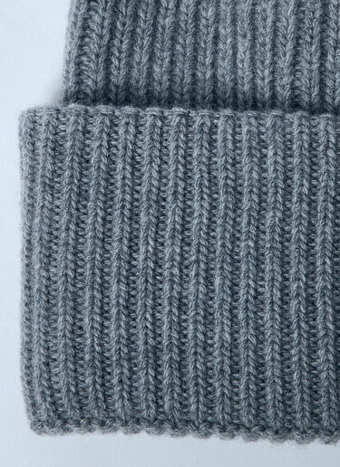 8 Moncler Palm Angels Logo Patch Beanie Hat Grey mpa0359006