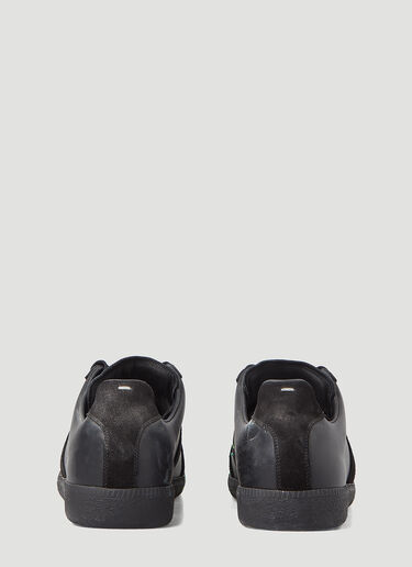 Maison Margiela x William Cobbing Paint Splatter Replica Sneakers Black mla0146133