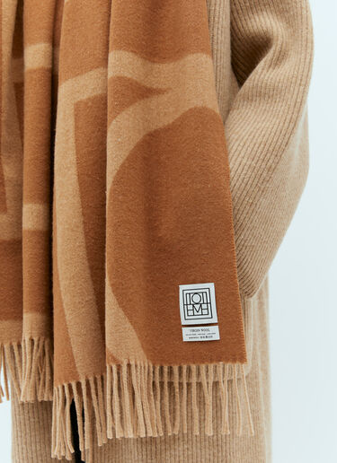 TOTEME Monogram Jacquard Wool Scarf Camel tot0255048