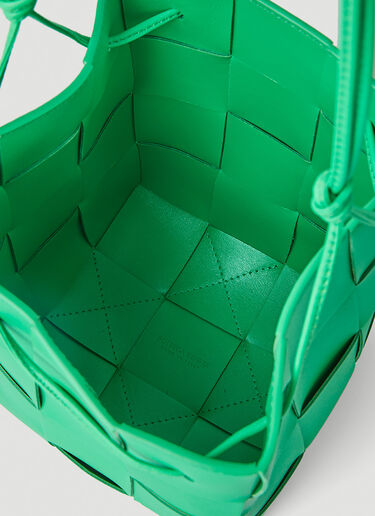 Intreccio Bucket Mini Shoulder Bag Bottega Veneta Intreccio Bucket Mini Shoulder Bag Green bov0248090