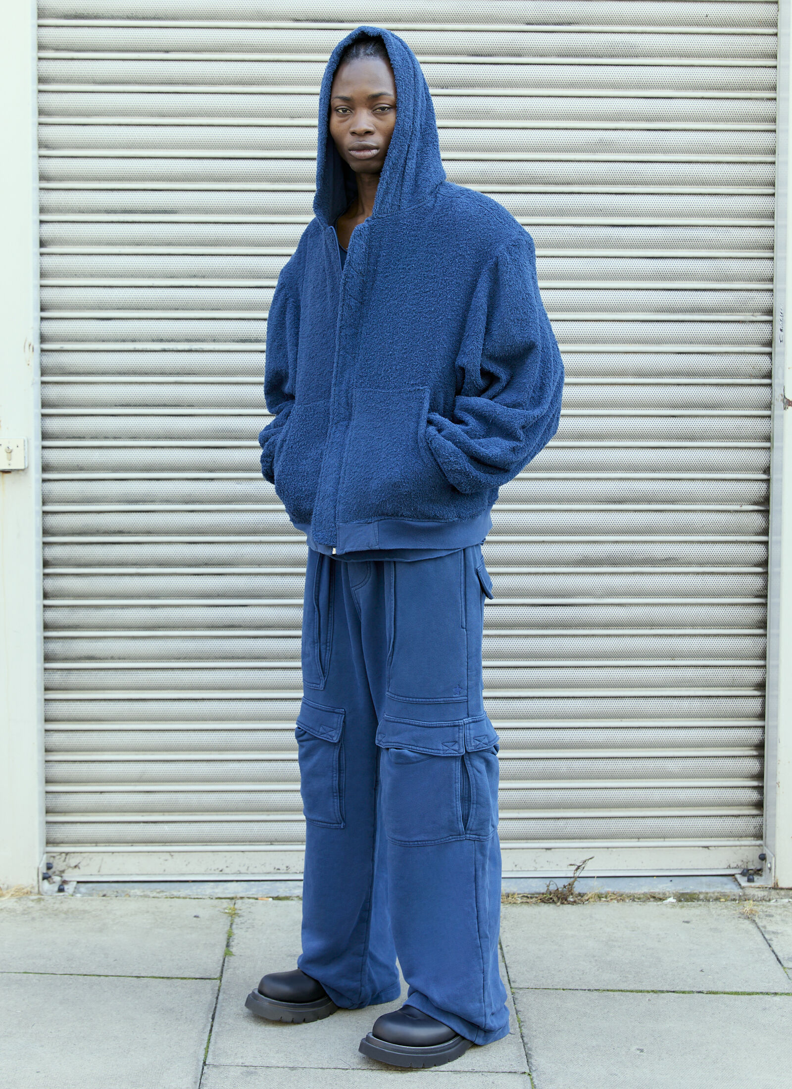 GREG ROSS Men's' Reversible Towel Hooded Sweatshirt in Blue | LN-CC®