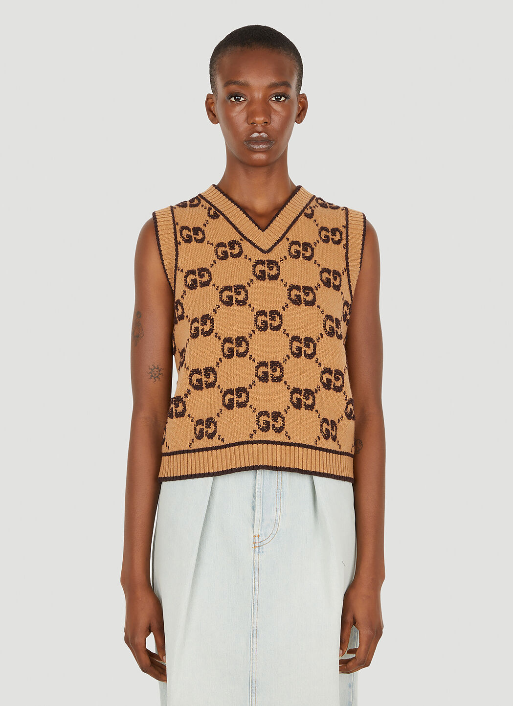 Gucci Sleeveless Sweater in Red LN CC