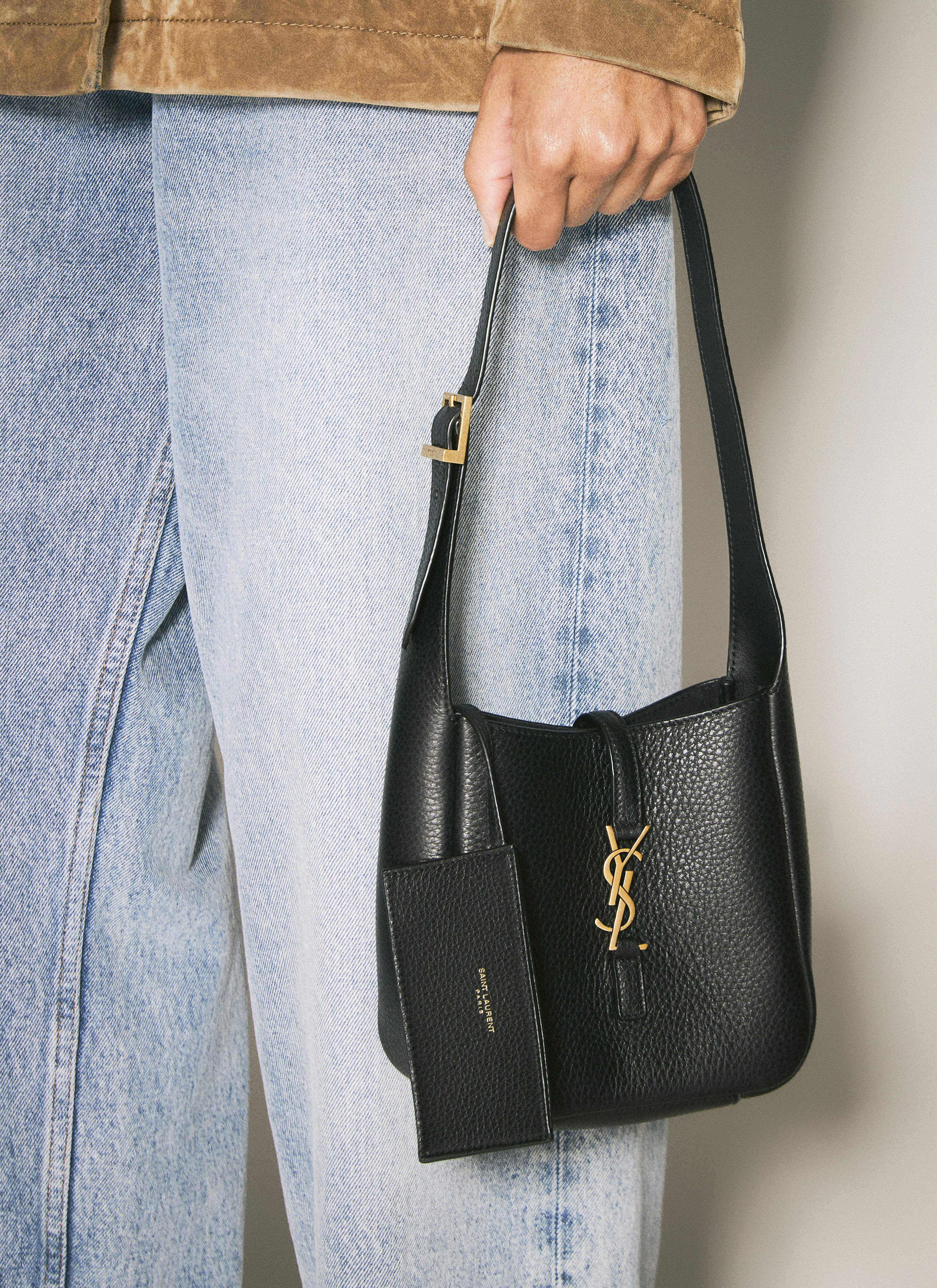 Saint Laurent Women s Baby Le 5 a 7 Shoulder Bag in Black LN CC