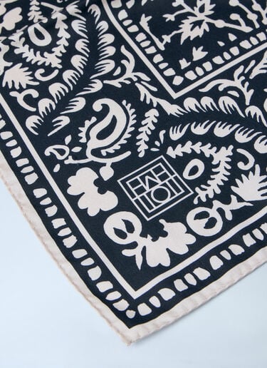 Patterned Bandana Scarf TOTEME Patterned Bandana Scarf Black tot0264029
