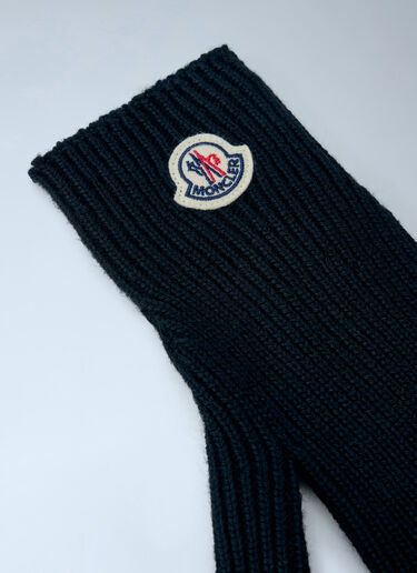 LN-CC® - Moncler: Ribbed Knit Gloves with Logo Patch - Black Moncler Ribbed Knit Gloves with Logo Patch Black mon0166047