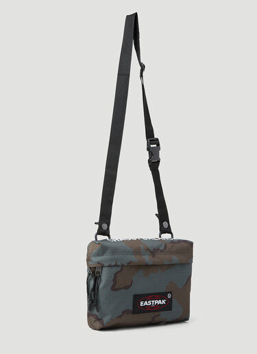 Eastpak x UNDERCOVER Camouflage Crossbody Bag Blue une0152007