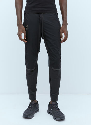 On Lightweight Running Track Pants Black onr0154003