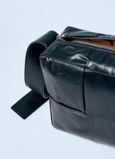 Bottega Veneta Medium Arco Camera Bag Black bov0159024
