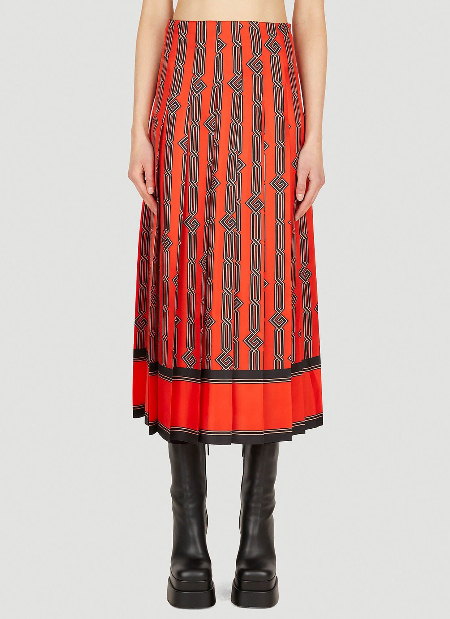 Shop Gucci G Chain Pleated Skirt In Red