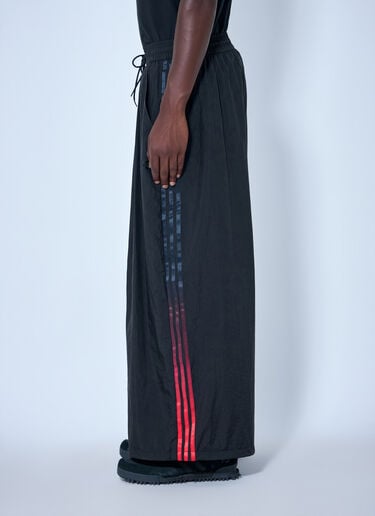 LN-CC® - Y-3: Gradient 3-Stripes Nylon Pants - Black Y-3 Gradient 3-Stripes Nylon Pants Black yyy0165004