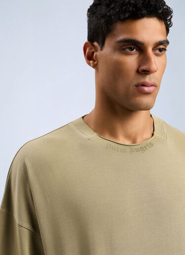 Curved Logo Loose Collar T-Shirt Palm Angels Curved Logo Loose Collar T-Shirt Green pma0162012