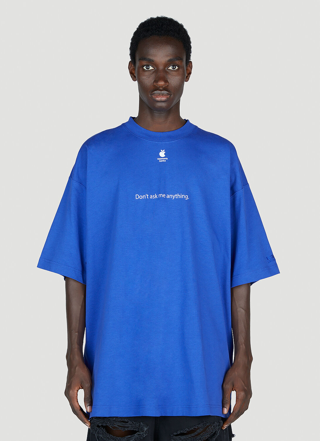 Vetements Don't Ask Me Anything T-shirt In Blue