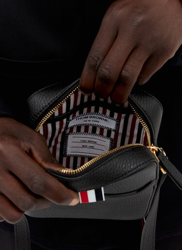 Four-Bar Vertical Camera Bag Thom Browne Four-Bar Vertical Camera Bag Black thb0157010