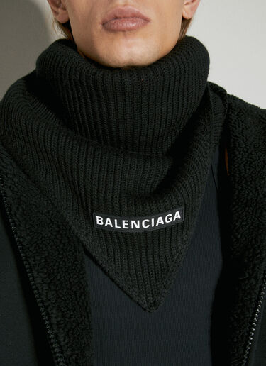 Balenciaga トライアングルウールスカーフ ブラック bal0155108