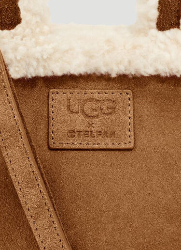 UGG x Telfar x Telfar Medium Crossbody Bag Brown ugt0344006