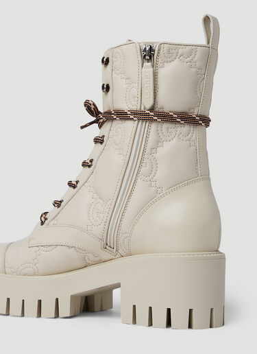 Gucci GG Quilted Ankle Boots White guc0251085