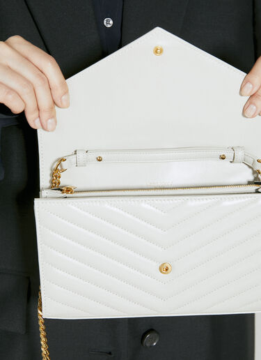 Saint Laurent Cassandre Matelassé Chain Wallet White sla0253115
