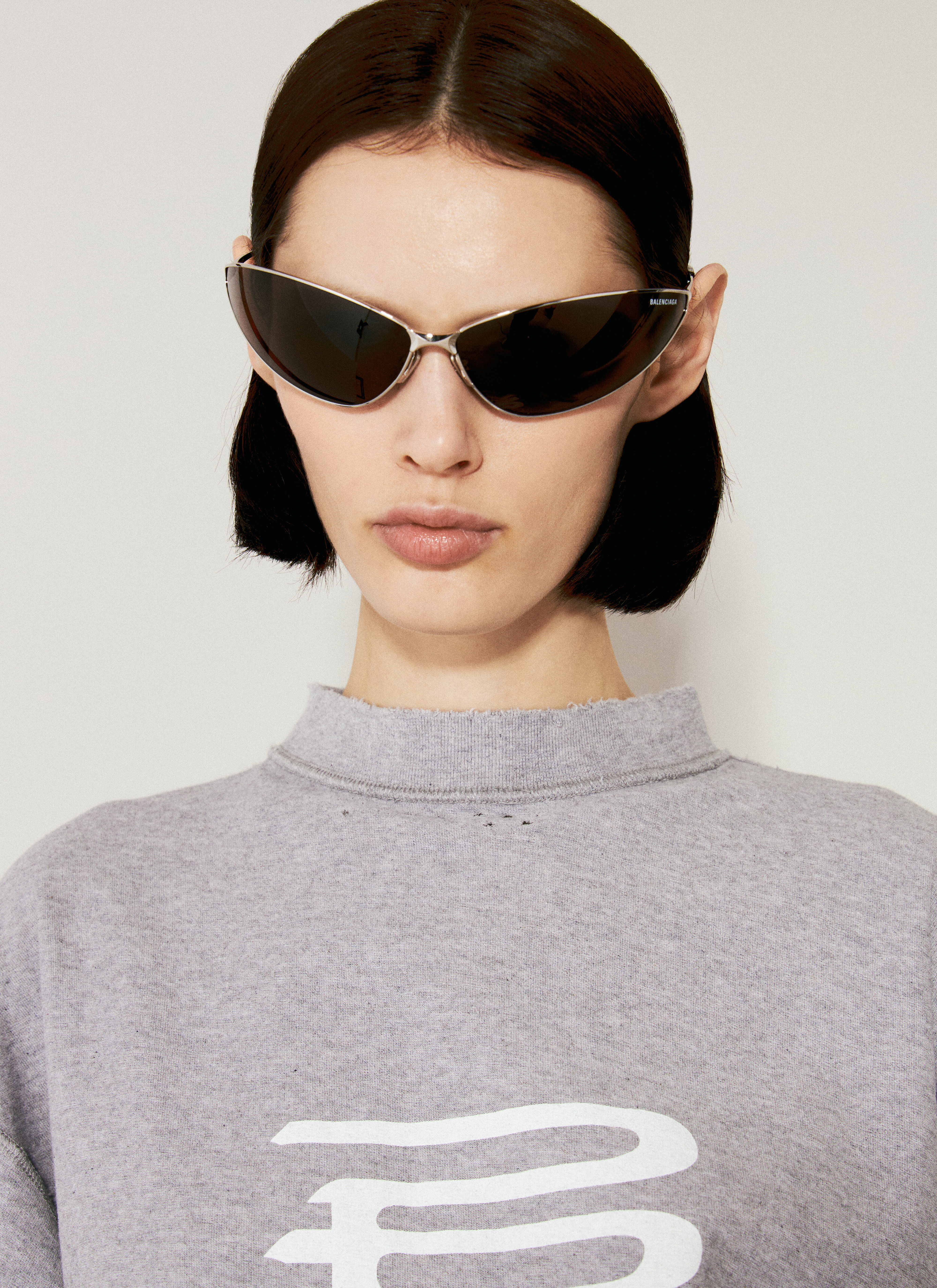 Balenciaga レディース レイザーキャットサングラス の ブラック | LN-CC®