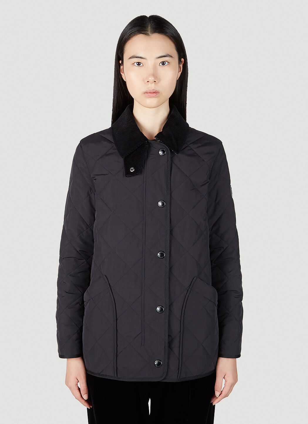 Burberry logo button diamond quilted jacket hot sale